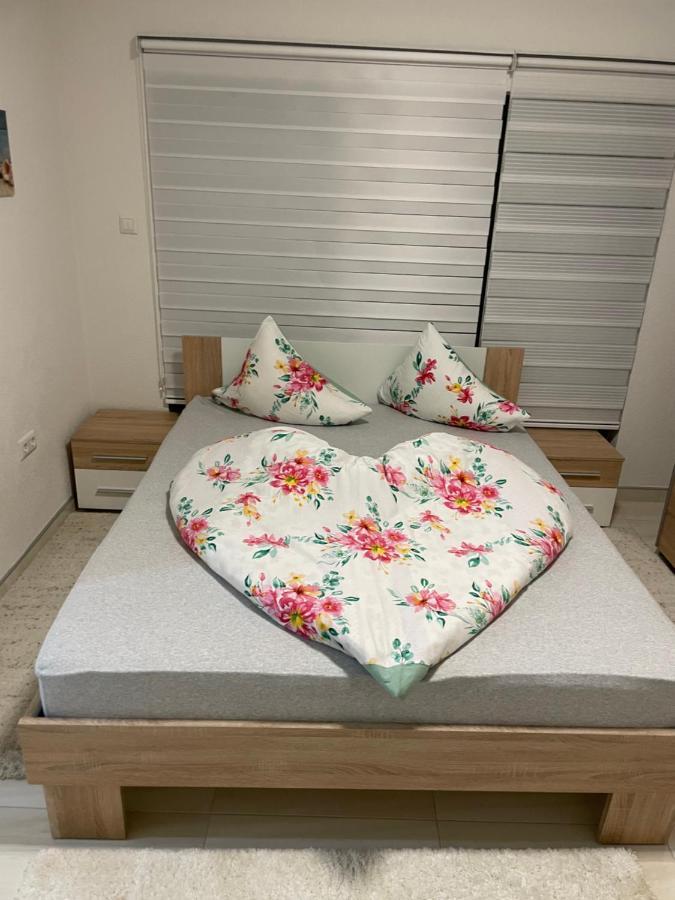 Apartman Cuprija Cazin Kültér fotó
